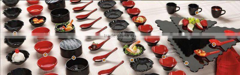 A5 melamine black color triangular disposable plastic japanese soy sauce dish