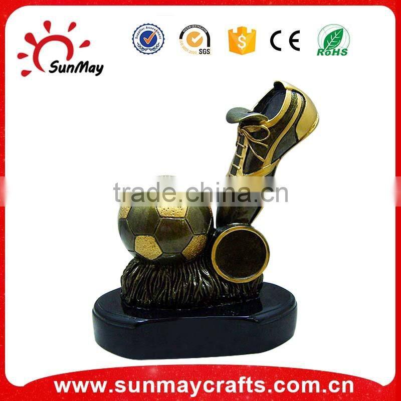Wholesale custom polyresin resin sports trophy, football soccer trophy awards