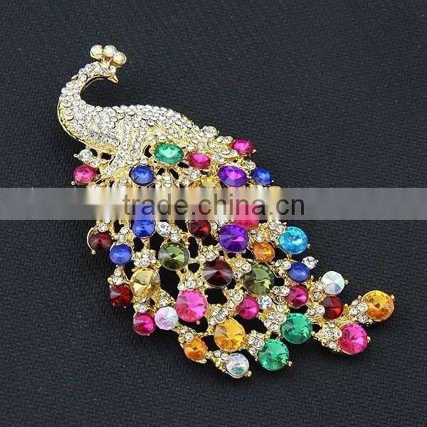 special design pearl grape brooch pins gold plating grape pearl brooch 2016 yiwu factory directly sales pearl brooch