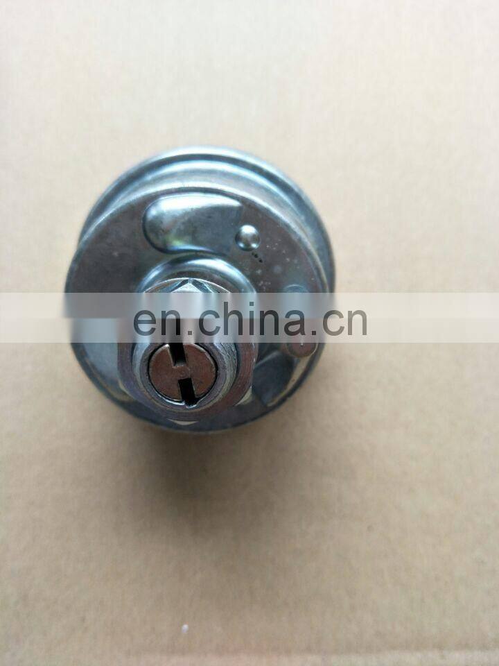 Master Battery Disconnect Swith 7H7290 with key