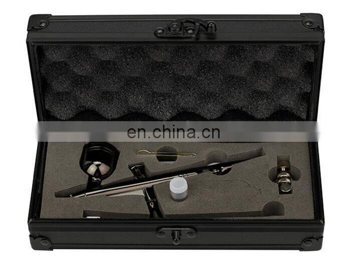 Double acting external airbrush applied in paint art painting Car repair