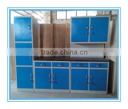Steel kitchen cabinet with laminar flow design
