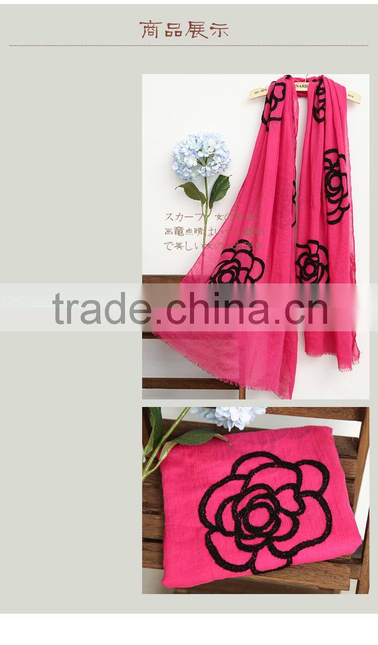 Korean Ladies Fashion Rose Flower Embroidery Shawls and Wraps Wholesale