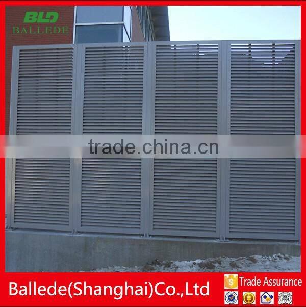 Standard aluminum cast fence