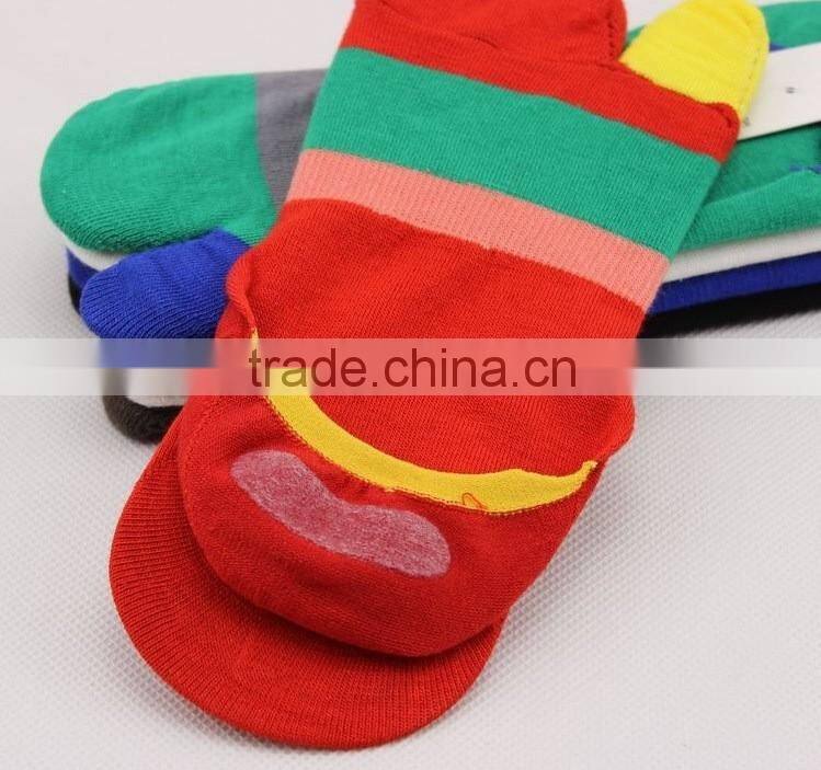 Man toe socks shallow mouth bamboo fiber stealth boat socks Peas shoes