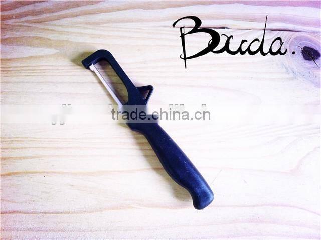 Wholesale hot sale Asia market plastic fruit and vegetable peeler BD-G223
