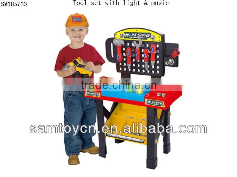 B/O plastic tool and brains toys