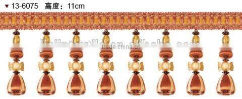 Fringes wholesalers 100% rayon material acrylic bead curtain tassel fringe beaded fringe with suede fabric