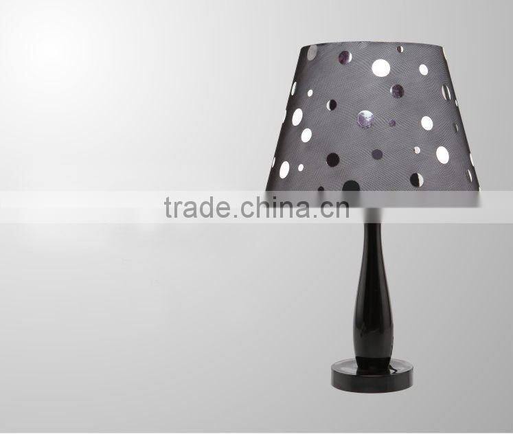 Modern tattoo light table