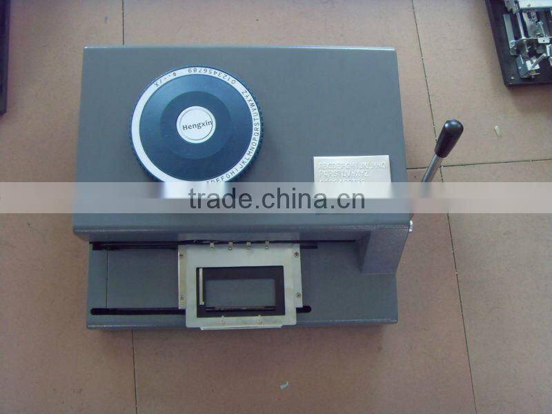Manual plate embossing machine