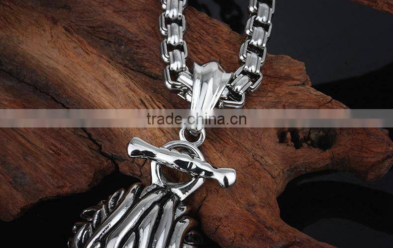 Newest fashion stainless steel casting and polish eagle pendant