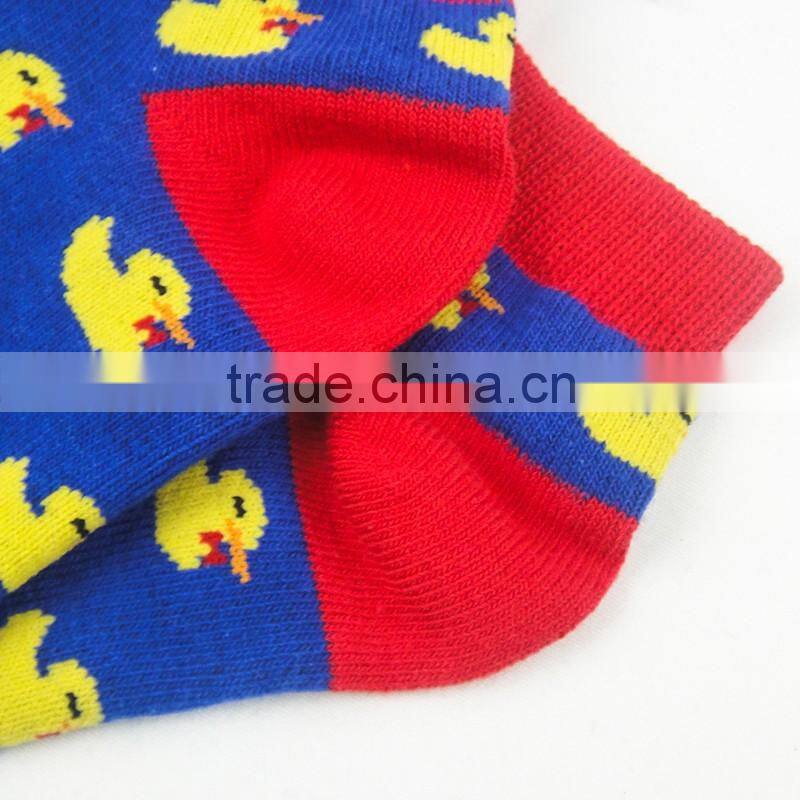 New design red blue sock with baby duck
