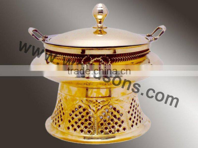 brass plated chafing dish | fancy chafing dish for sale | modern chafing dish for decor | best finish chafing dish