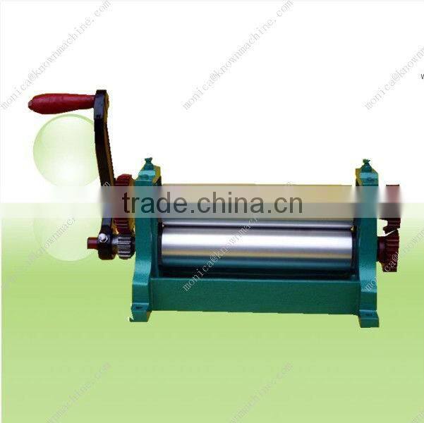 Manual Beeswax coining mill machine