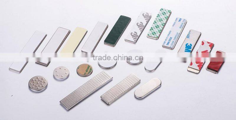 Magnetic name badge holder