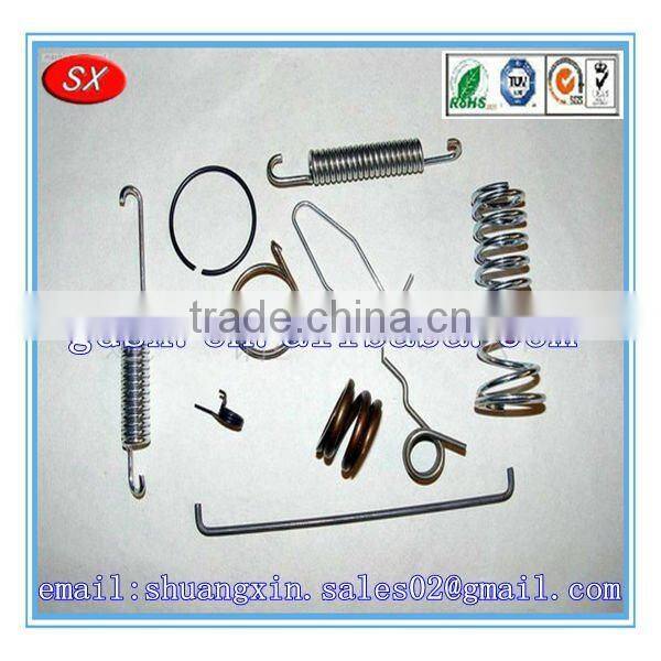 Extension spring with hook