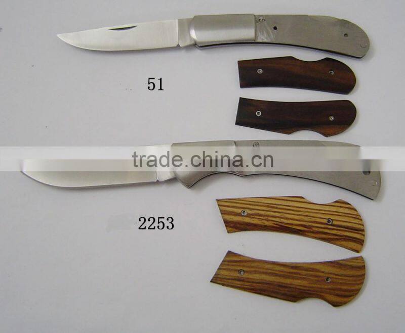 OEM handmade Damascus collection folding knife, mountain hiking small knife, natural wood handle