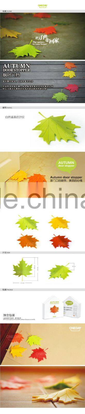 J177 Creative maple leaf shape door stop