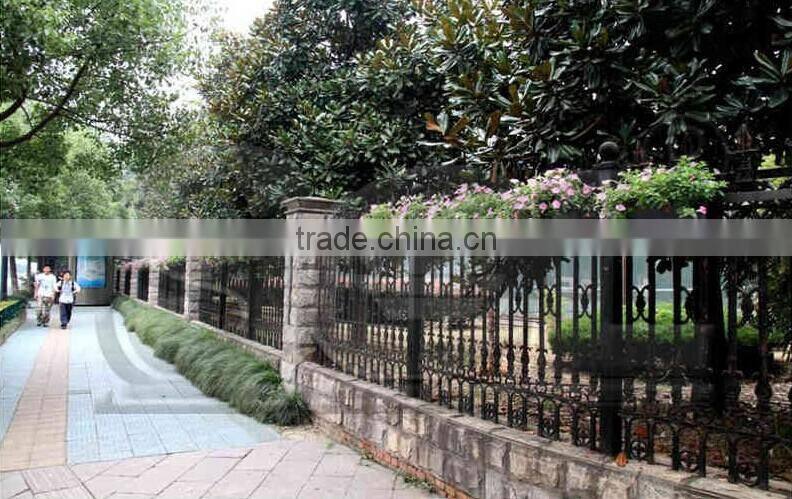 2015 new design vertical garden modules hanging wall pot for fence