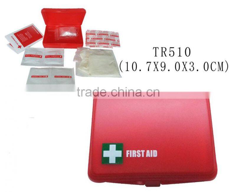 Hot sale custom logo plastic case travelling mini emergency first aid kit