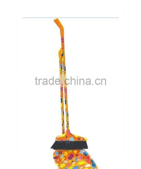 high quality household cleaning printing plastic dustpan with long handle