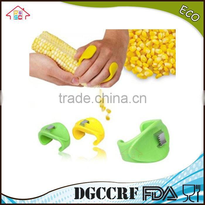 NBRSC Over 10 Years Experience Plastic Easy and Convenient kitchen tools Mini Handhold Corn Stripper