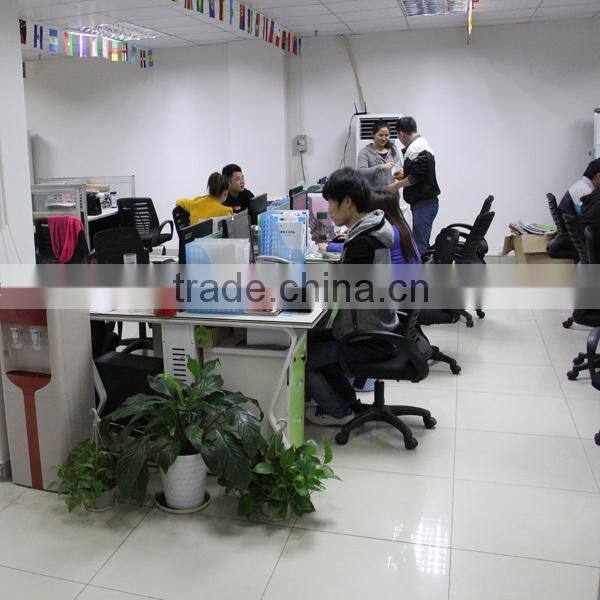 Double wall pink vacuum flask for kids with inner cap straw and carabiner vacuum flask