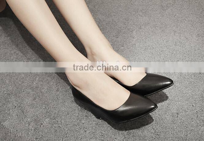 strictly comfort brand shoes china for wide feet