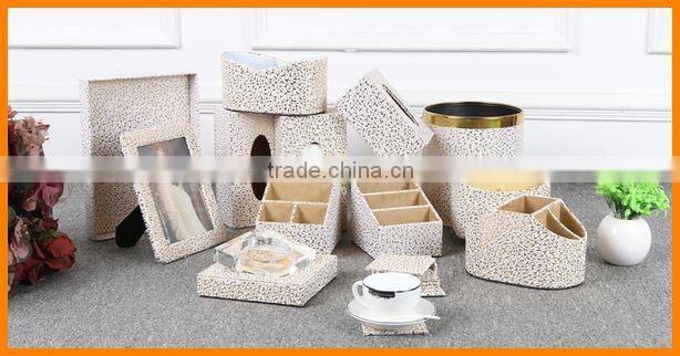 Grand Continental decorated white crocodile creative tissue box pumping tray large tissue box pumping tray