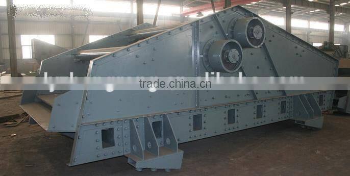 High efficiency linear vibrating screen on sale