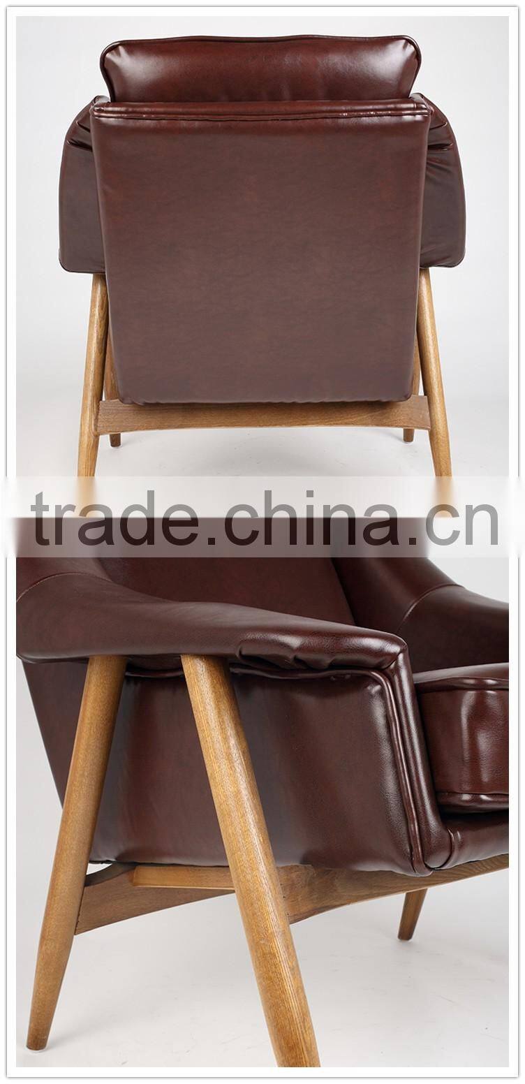 Graceful Dining chair with armrests