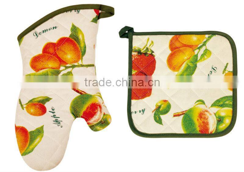 2015 HIGH QUALITY NEW DESIGN PRINTING FRUITS AND VEGETABLES COTTON (OVEN MITT& POT HOLDER) KITCHEN SET MK-2702B&2706B