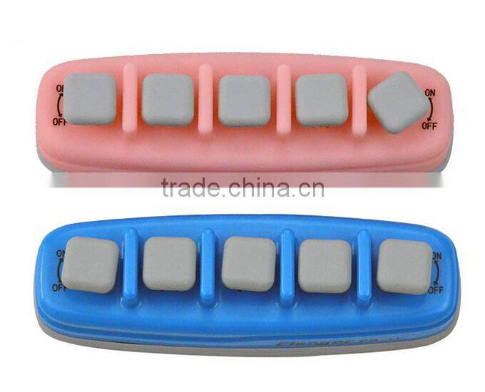 Wholesale Blue And Red Small Piano Hand and Finger Exerciser PT135