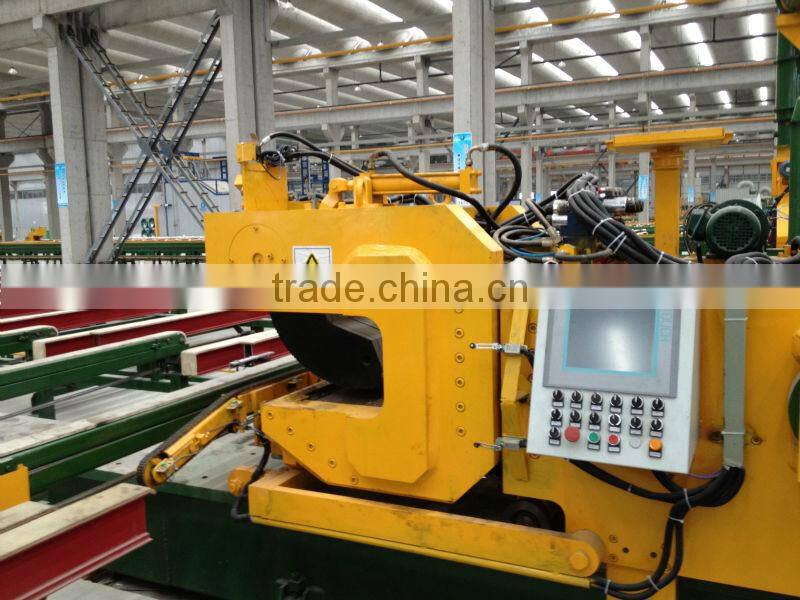 Aluminium profile stretcher machine