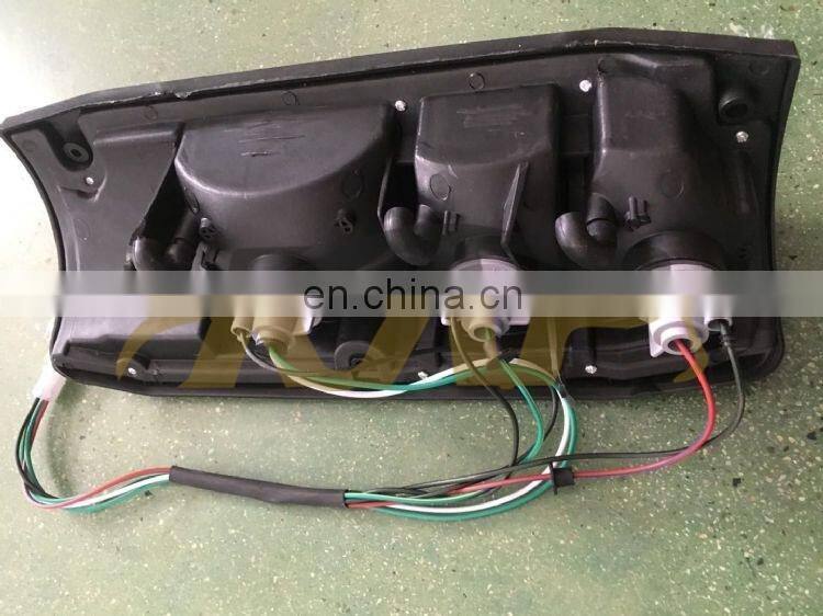 Tail Lamp 81550-60411 81560-60331Car Taillights Auto Led Car Tail Lamps Auto tail light cover For Toyota 2001 Land Cruiser