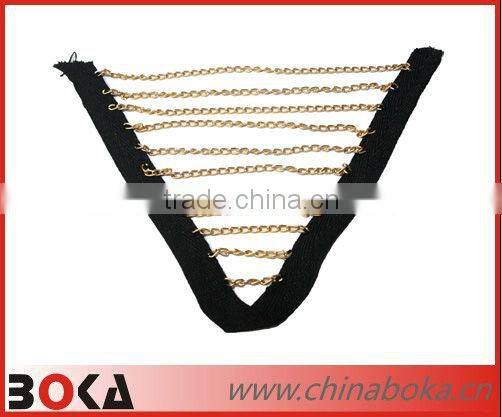 Fashion v-shape garment collar with chains