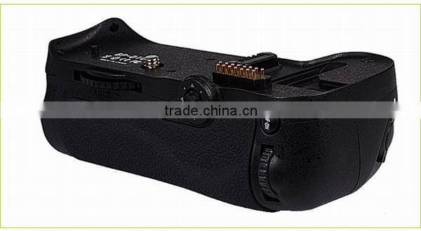 Commlite ComPak camera handle grip for Nikon 300,D300S,D700