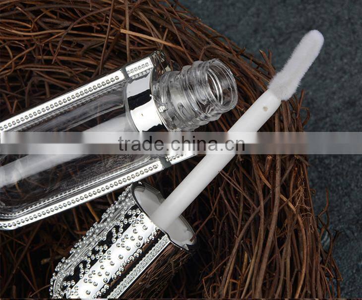 Small waterproof brush new design lip gloss tubes cosmetic packaging