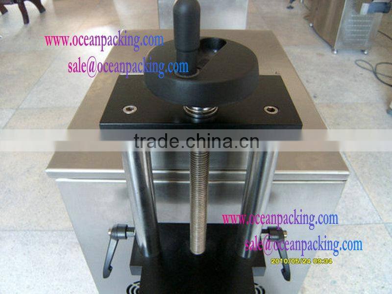 automatic plastic water bottle sealing cap machine for production line