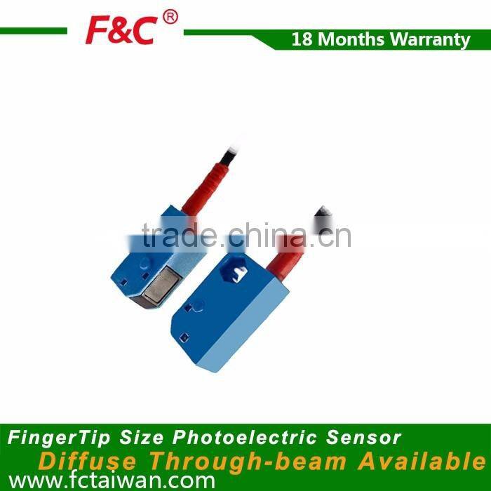 Finger tip size through-beam photoelectric switch sensor for Narrow Space detection