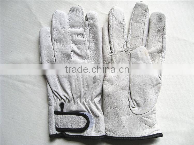 Wholesale Alibaba White Color Pigskin Leather Safety Skate Gloves