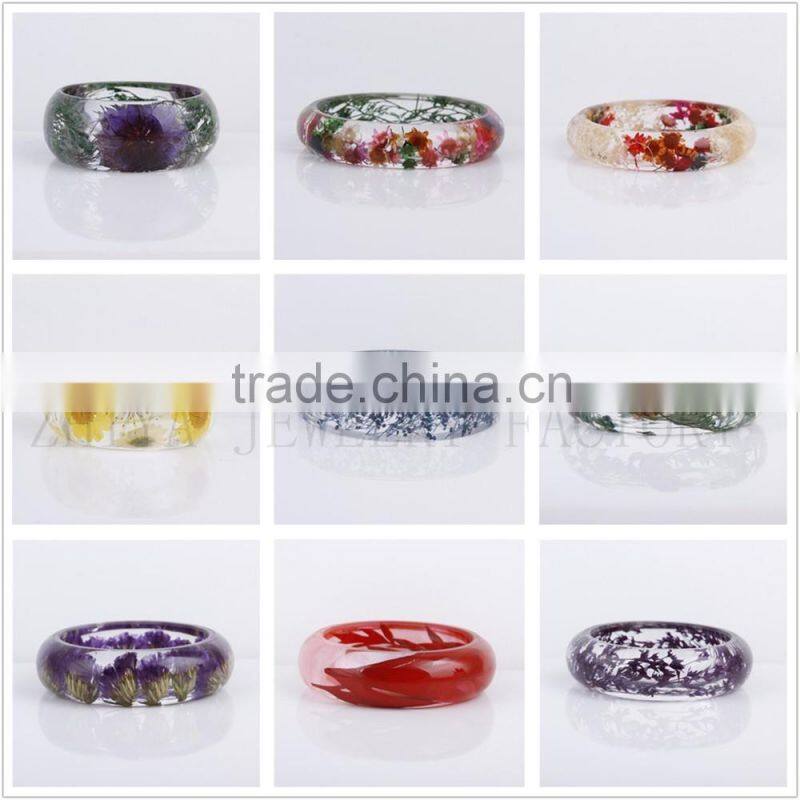 Lucite resinHandmade Real Flower Botanical Garden Resin Bangle Bracelet.