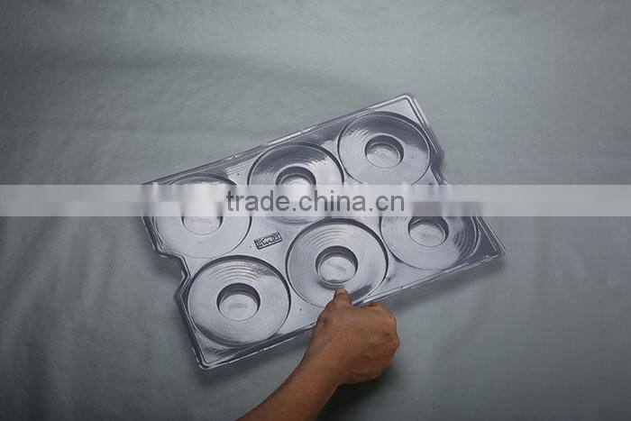 Vacuum disposable plastic tray for hardware