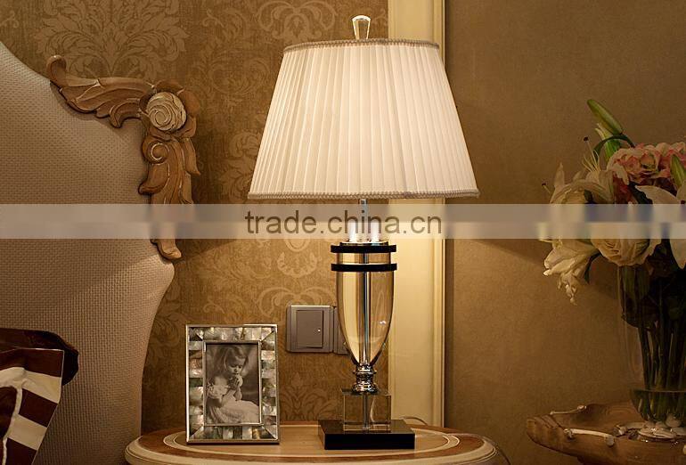 Modern concise design clear K9 crystal table lamp with white color fabric lampshade