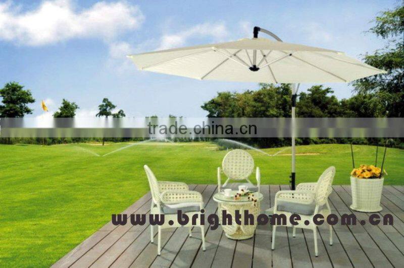 Fiber/Wicker Chair and table