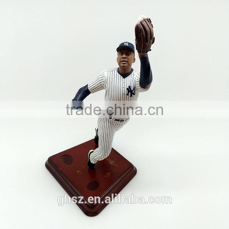 Hot Sale Custom Design polyresin baseball player figurine