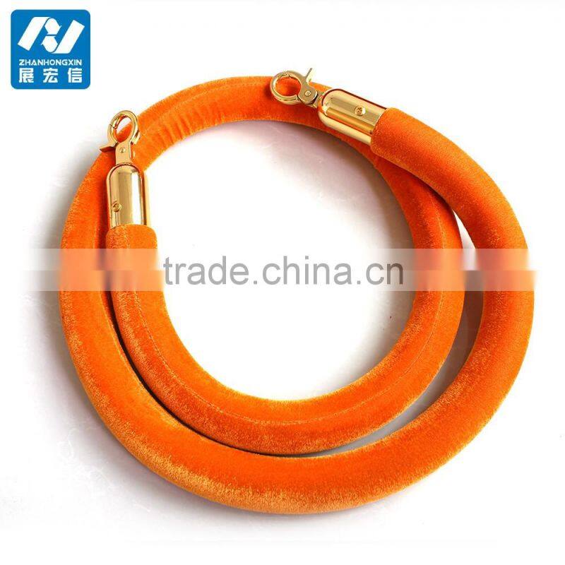 1.5 Meter black velvet rope with gold hook for crowd control barrier