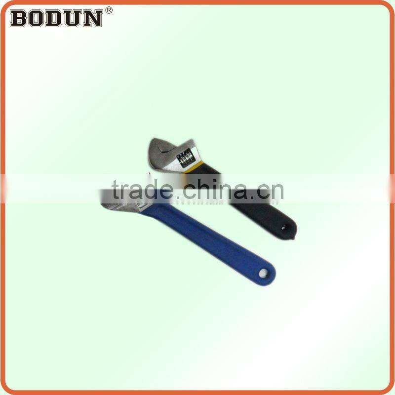 D2013 One-color plastic handle adjustable wrench/spanner
