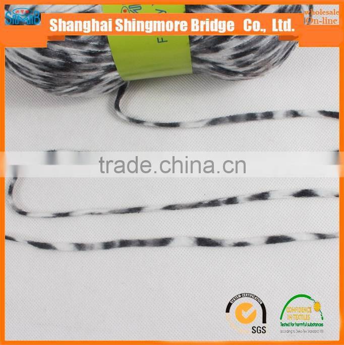 China knitting yarn gold supplier hot wholesale 100 polyester chenille yarn with a low price