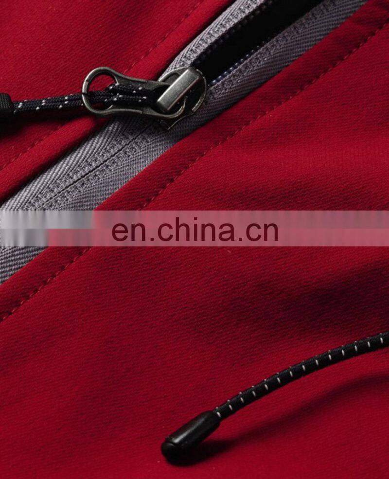 Custom Logo 100 Polyester Jackets With Hoodies Wholesale Hunting Soft Shell